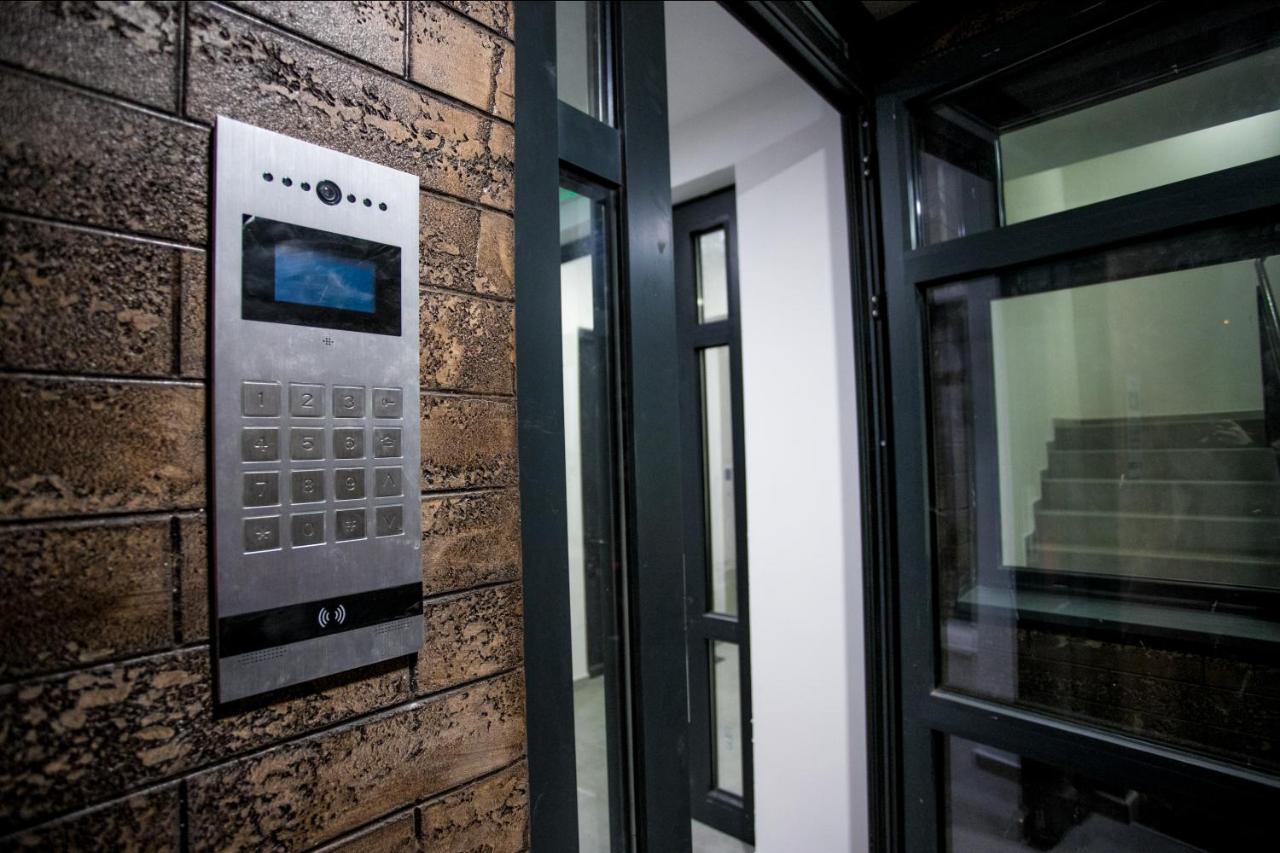 House Of Mac Apartments Nis Exterior foto